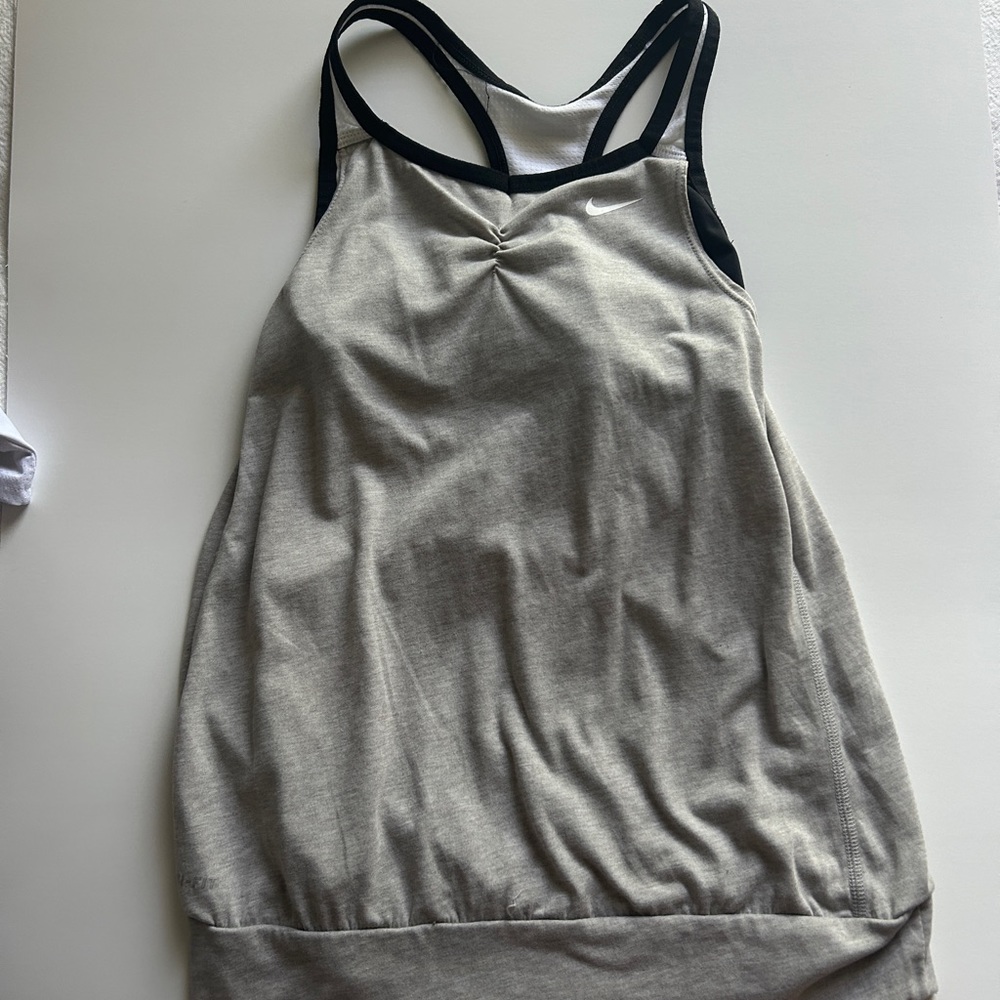 nike workout tank